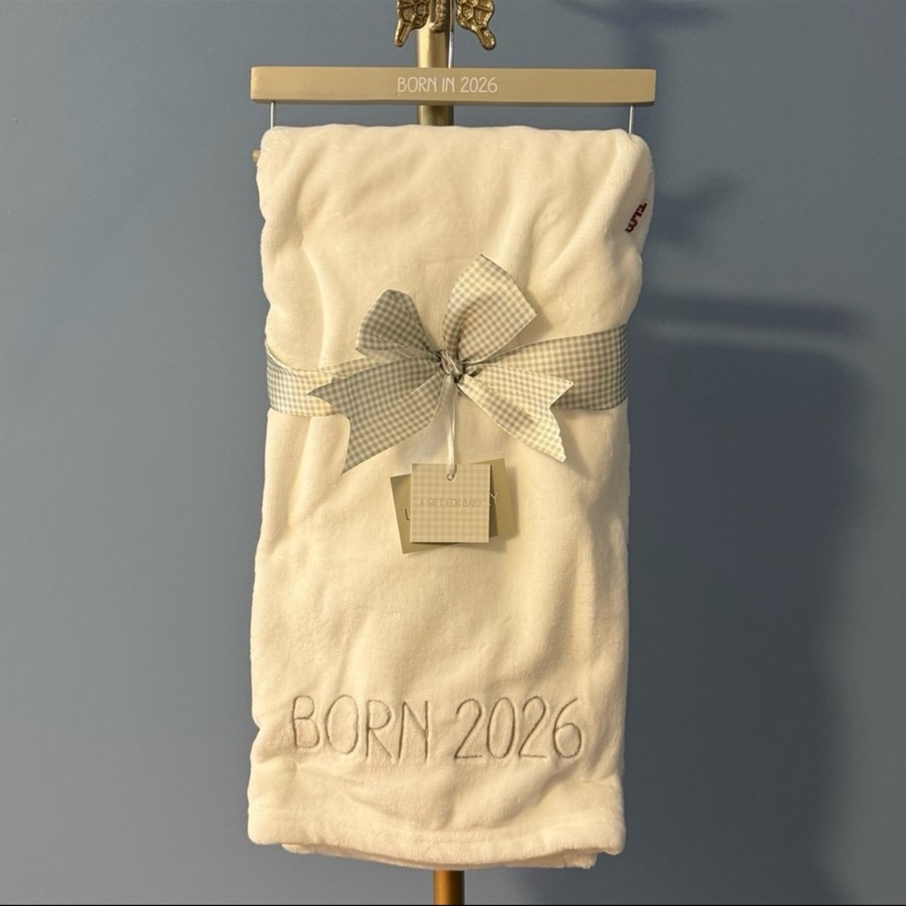 ⚡️Logan & Lilly "BORN 2026" Soft Plush Baby Blanket